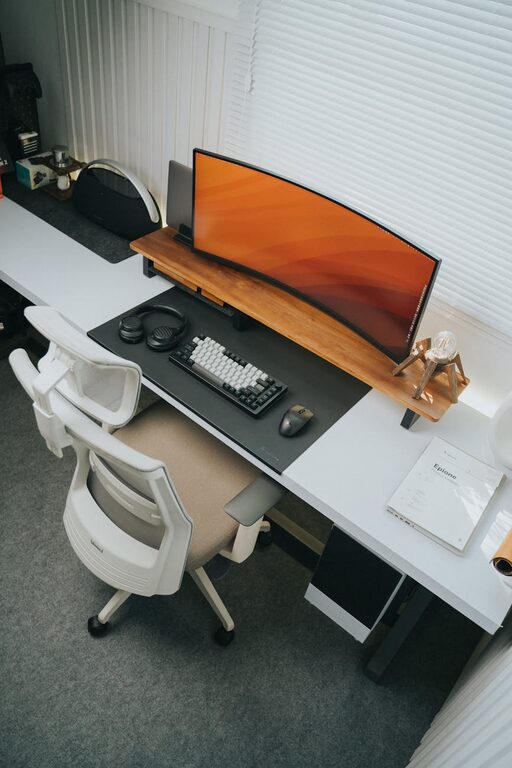 Tips for Organising a Clutter-Free Workspace at Home